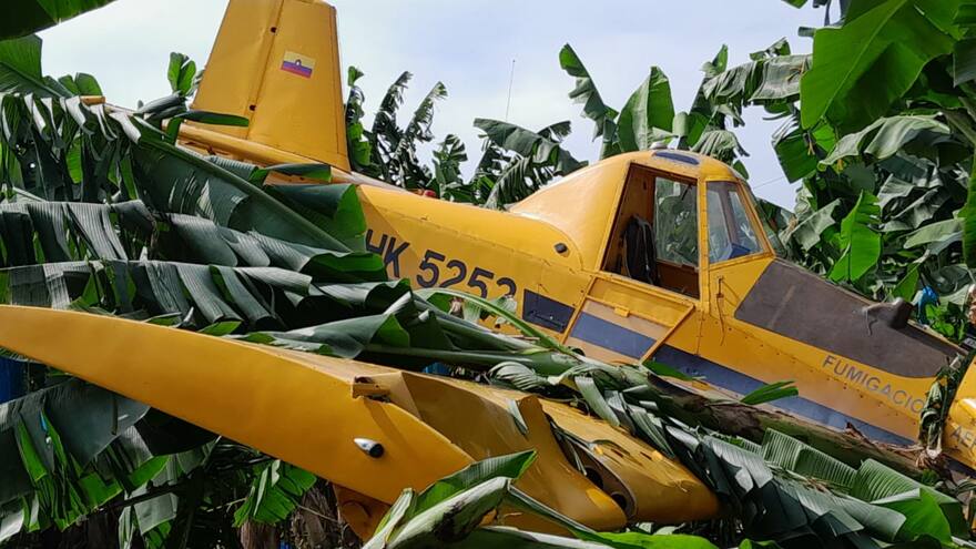 Avioneta cayó en una finca tras falla mecánica en la Zona Bananera