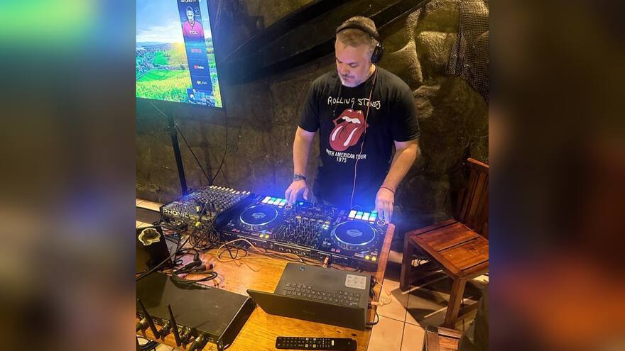 Expresidente Iván Duque mostró su faceta como DJ