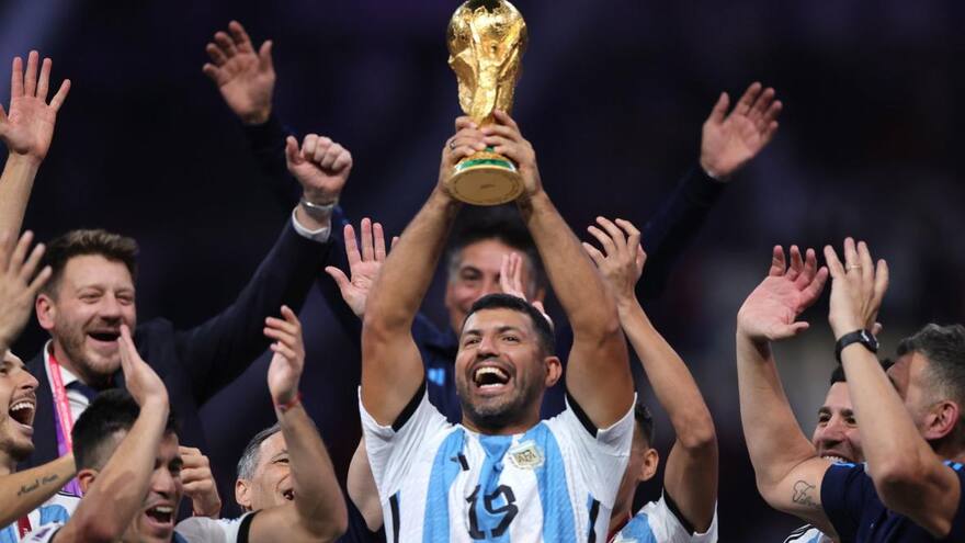 El Kun Agüero opinó quién enfrentará a Argentina entre Colombia y Uruguay