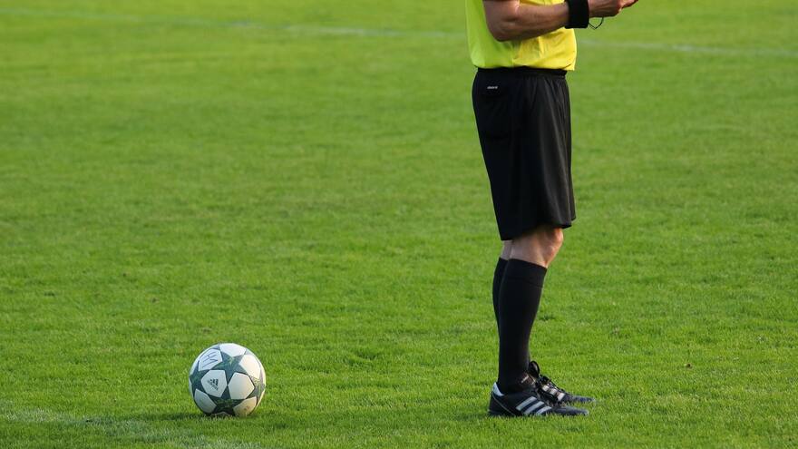 15 árbitros del FPC habrían sido despedidos por presunto amaño de partidos