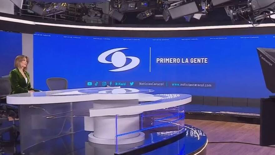 Así fue la emotiva despedida de periodista de Noticias Caracol tras 17 años de servicio