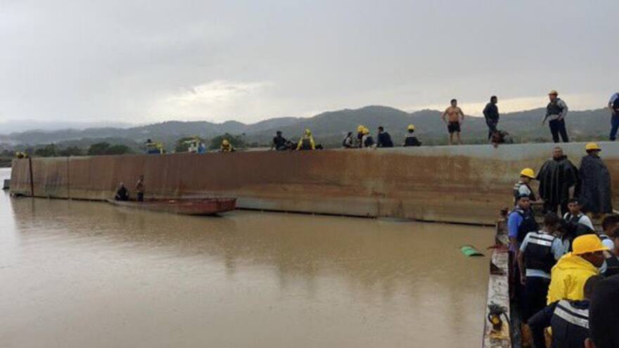 Emergencia en El Bagre Antioquia varias personas desaparecidas