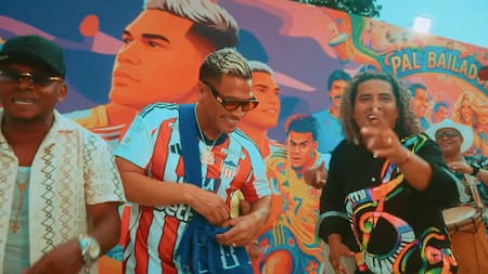 En video: Teófilo Gutiérrez se lanza como cantante de champeta con ‘la Mochila Azul’