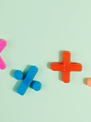 Los de suma y resta | Columna de Hernán Baquero Bracho