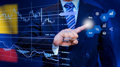 Deuda récord, inversión en mínimos