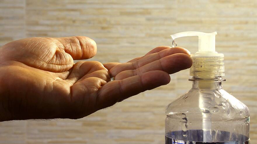 Escopolamina en gel antibacterial, la nueva modalidad de robo en taxis