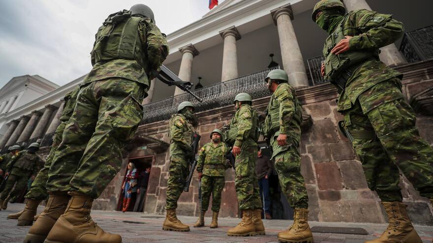 Justicia de Ecuador repudia 'ofensiva del crimen organizado'