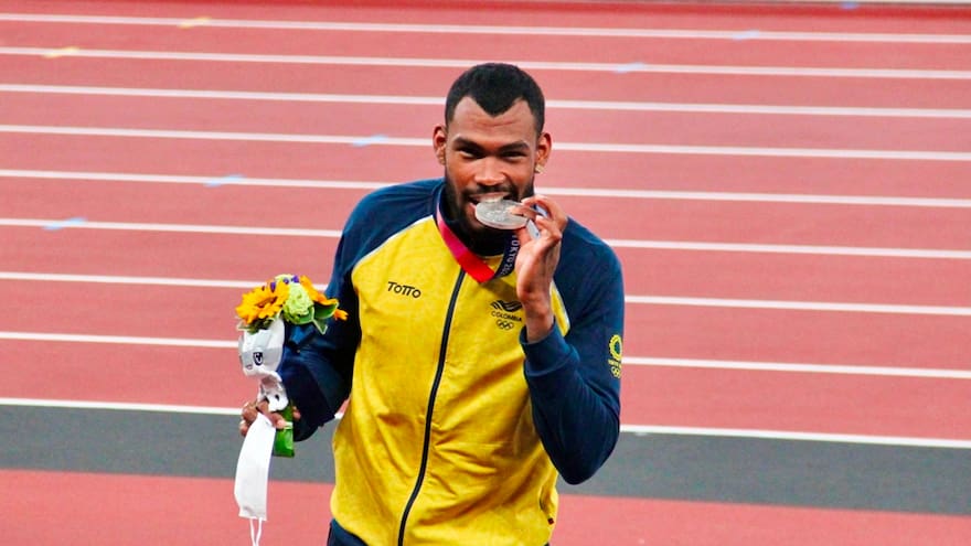 Le componen canción al medallista olímpico Anthony Zambrano