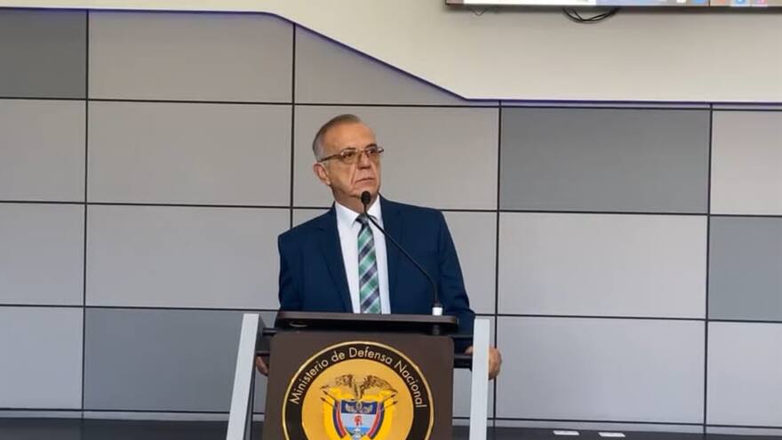 Ministro de Defensa habla sobre las trochas que hay entre Colombia y Venezuela