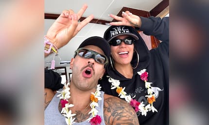 Feid y Karol G compartieron románticas imágenes de su viaje por vacaciones