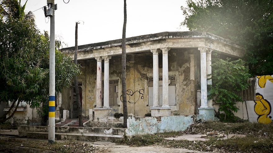 La Casa del Periodista ahora solo reporta el abandono y el vandalismo en que está sumida