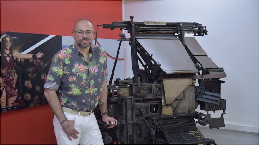 ‘Nueve’: el número al que le canta Santiago Cruz