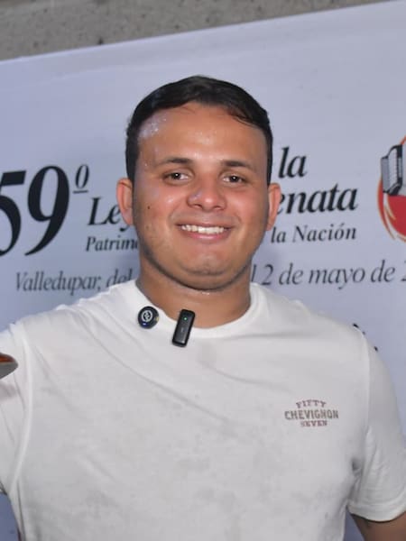 Entre fuelles y aplausos Romario Morón se queda con la corona aficionada