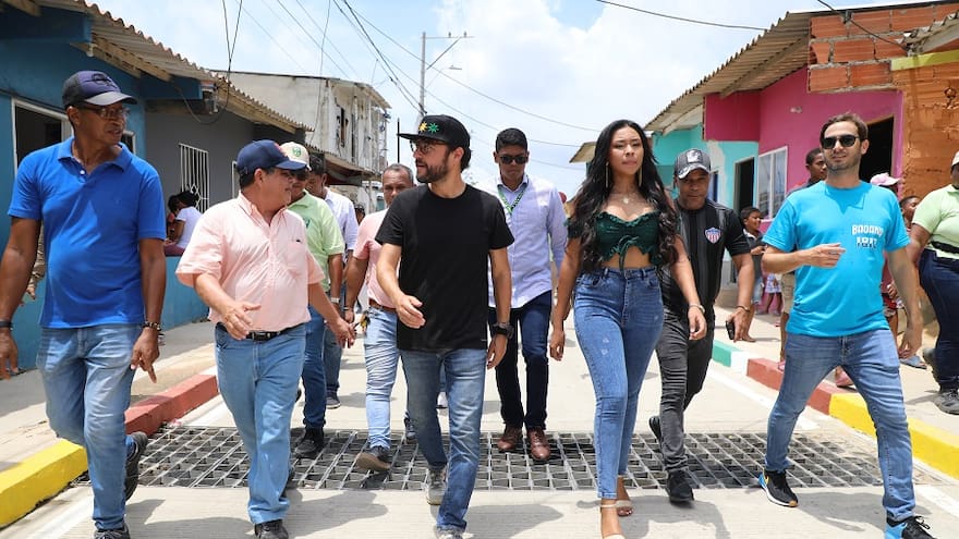 Habilitan viacanal pavimentada en el barrio Las Flores
