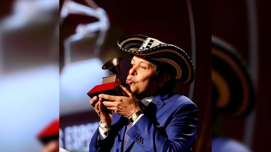 El Rey Vallenato 1985, Egidio Cuadrado recibió el premio del Consejo Directivo de los Latín Grammy