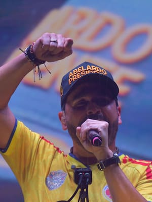 ¡A votar para salvar la patria!