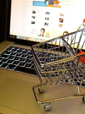 Tecnología y agilidad de los retailers en 2023 | Columna de Luz Ángela Quintero Toro