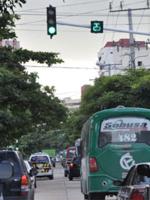 Semáforos, claves en la movilidad urbana