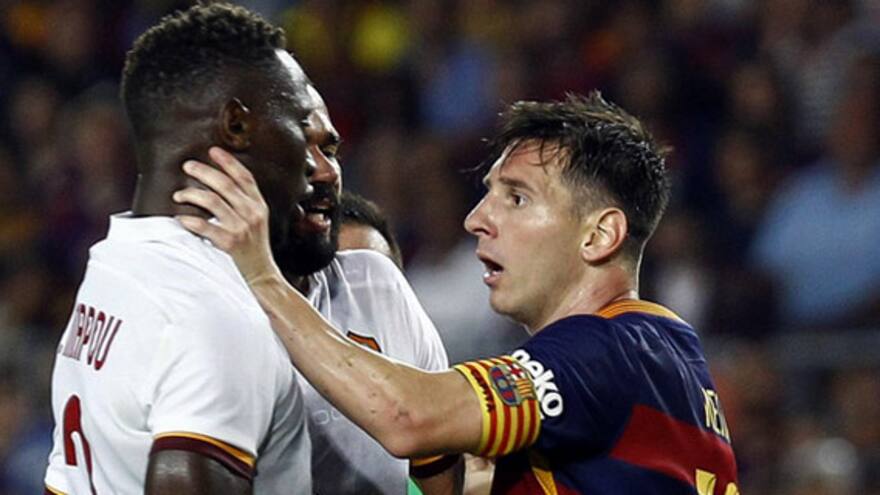 Fuerte discusión entre Lionel Messi y Yanga-Mbiwa