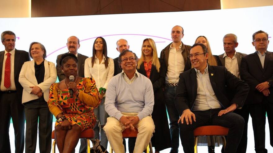 Alfonso Prada, exdirector del Sena, será el jefe de debate de Petro