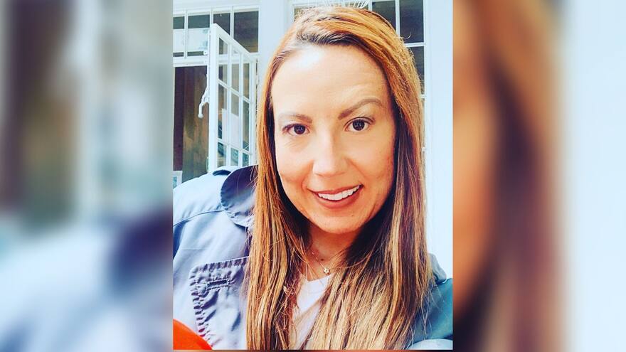 Mafe Walker, la mujer que habla extraterrestre, predijo que la humanidad hablará lenguaje solar desde el 2023