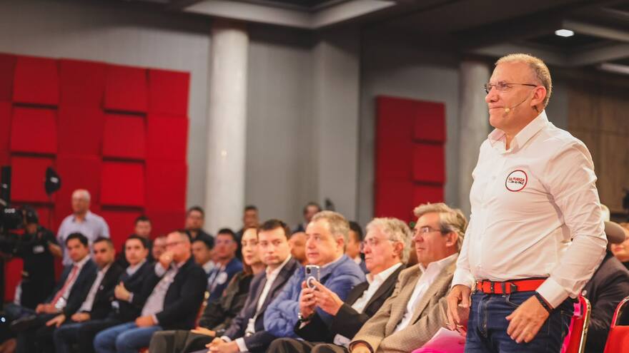 Roy Barreras hizo lanzamiento de su partido y presentó los candidatos a las regionales