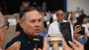 “No podemos votar por un marxista, comunista y leninista como Iván Cepeda”