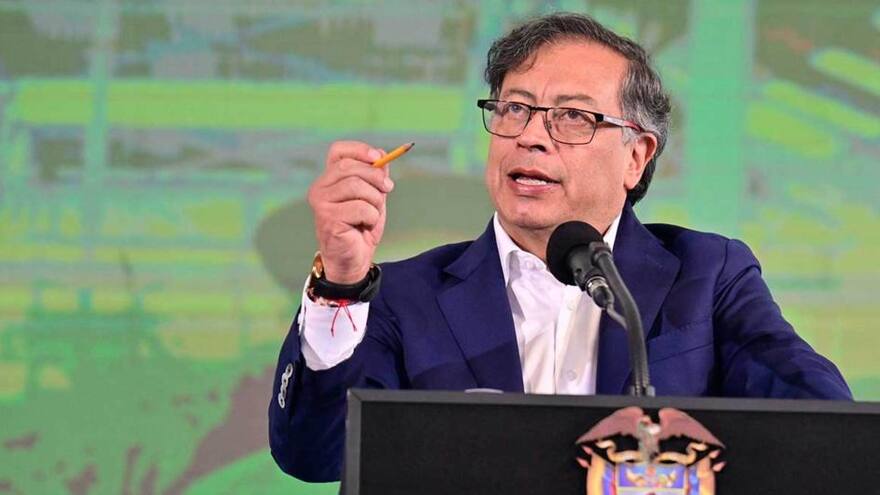 Petro vuelve a pronunciarse sobre situación en Venezuela