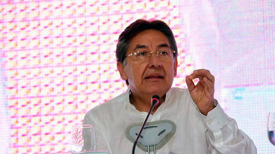 Caen 57 funcionarios en operativos de la Fiscalía contra la corrupción