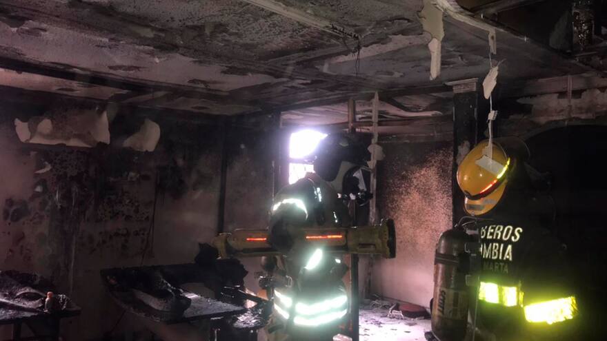 Incendió oficina en Santa Marta y sufrió quemaduras en su cuerpo