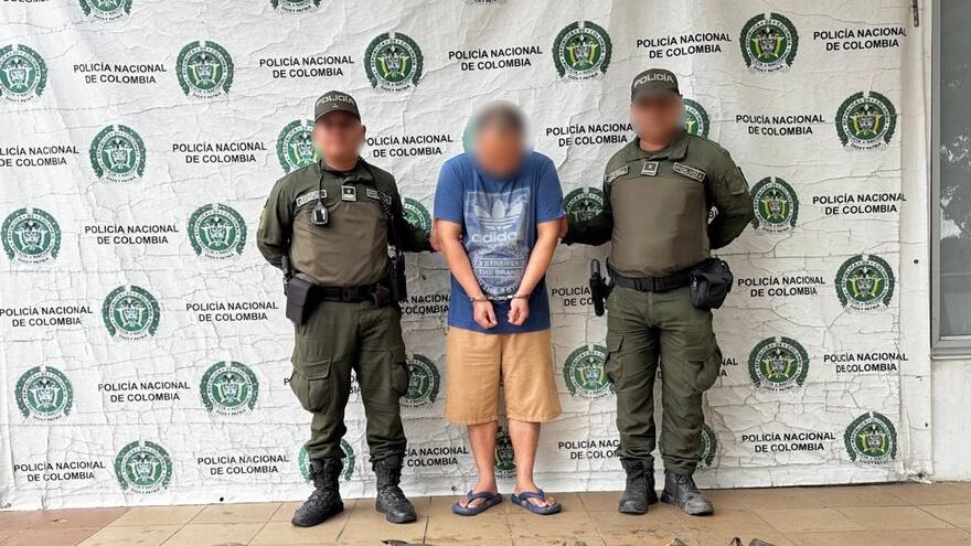 Capturaron en Cartagena a un ciudadano extranjero con 26 aletas de tiburón