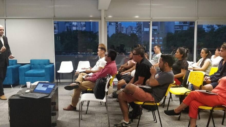 Generación Zoe: alertan sobre riesgos de la pirámide señalada de estafa