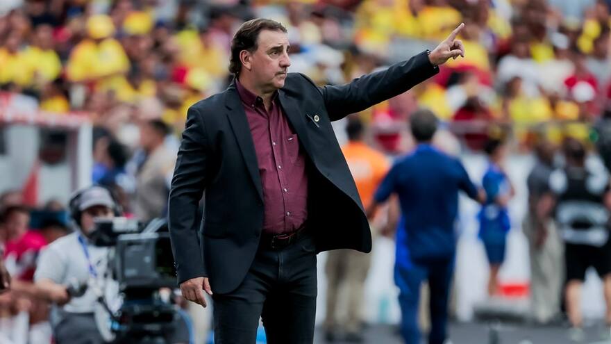 “Que la gente disfrute el momento, ojalá nos dure mucho”: Néstor Lorenzo