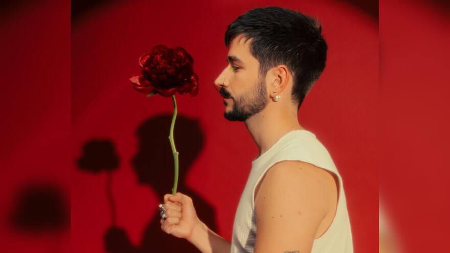 Camilo lanza una edición Deluxe de su álbum ‘De adentro pa’ afuera’