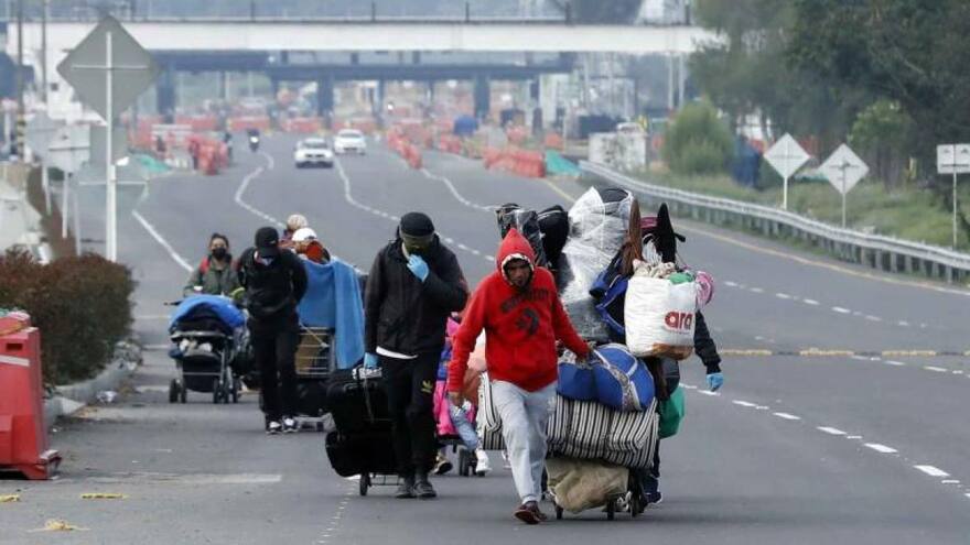 Más de 200 migrantes llegan a Venezuela repatriados desde México