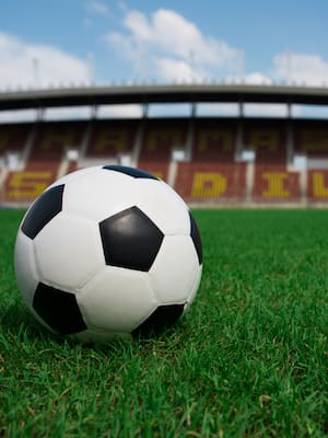 Violencia en el fútbol | Columna de Óscar Borja