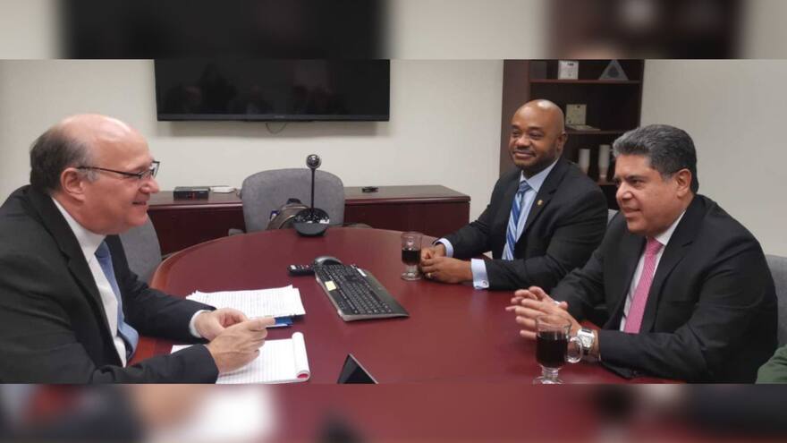 Contralor Carlos Rodríguez se reunió con el presidente electo de BID
