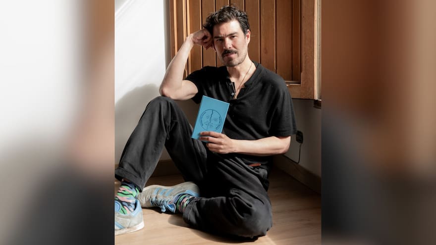 El sincelejano Rodrigo Marel presenta su poemario ‘Bonitas las Horas’