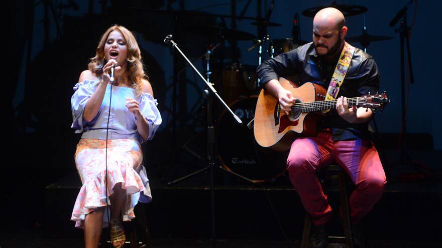 Fundación Cuarto Verde exalta a Adriana Lucía, Lisandro Polo y al rey Momo 2016