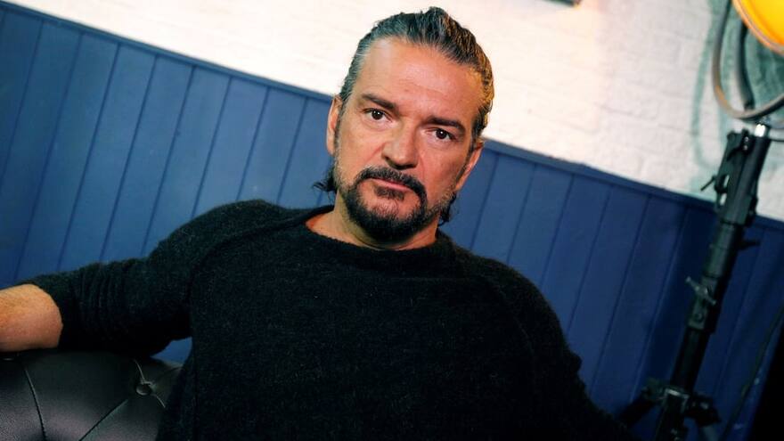 Ricardo Arjona deja entrever su nuevo y sugestivo proyecto discográfico