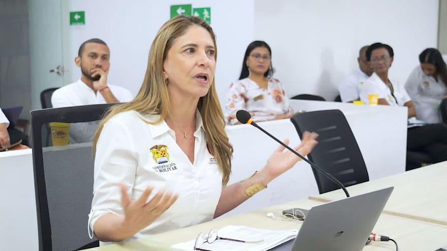 Rectora de la Unibac informó que la situación económica de la institución se ha tornado insostenible