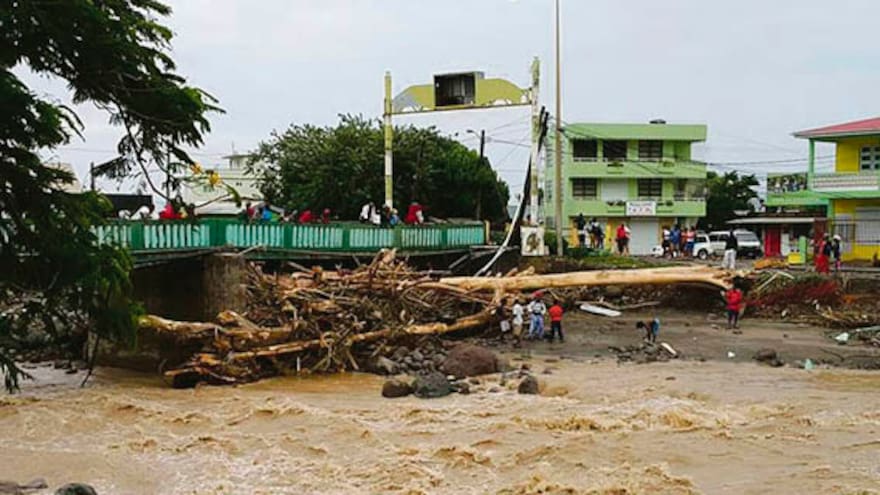 Dominica declara nueve zonas de desastre