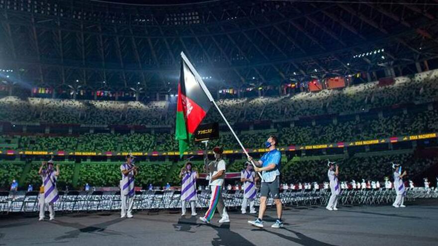 Los deportistas afganos llegan a Tokio y competirán en los Juegos