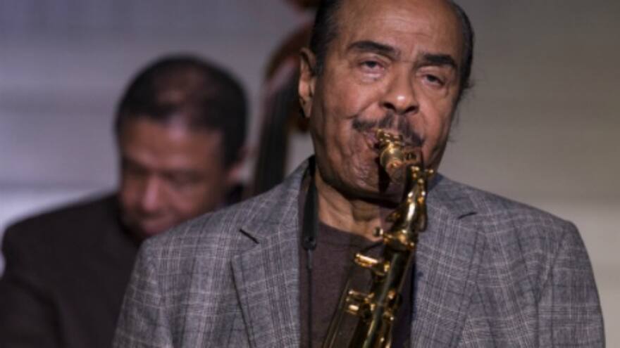 'Tocar el instrumento es una cosa, escribir música es otra. Es como tener dos esposas': Benny Golson