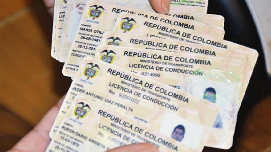 Mintransporte buscaría expedir una nueva licencia de conducción en el 2023