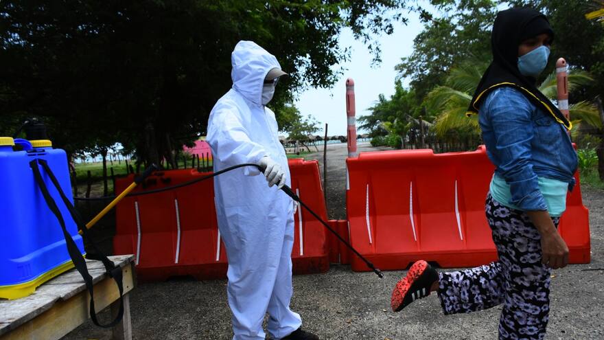 Los protocolos que son inútiles en la lucha contra la covid-19