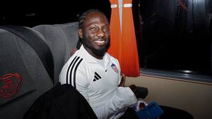 “Ellos tuvieron tres o cuatro llegadas y nos hacen tres goles, eso es lo que hay que revisar”: Chará