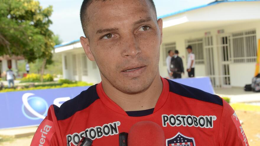 ‘Pecoso’ Correa no sigue en Junior