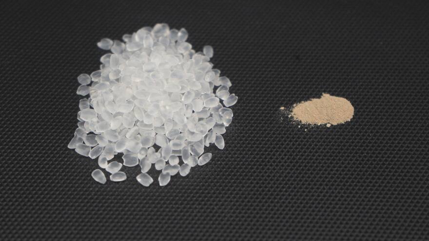 Inventan un plástico que se autodestruye al final de su vida útil