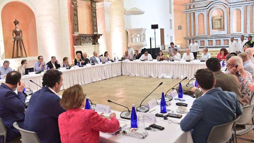 Petro plantea a EE. UU. impulsar energías limpias y cambiar modelo antidrogas